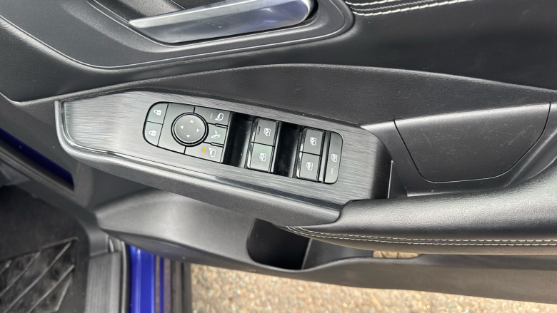 Nissan Qashqai 1.3 DiG-T MH 158 Acenta Premium 5dr Xtronic Petrol Hatchback